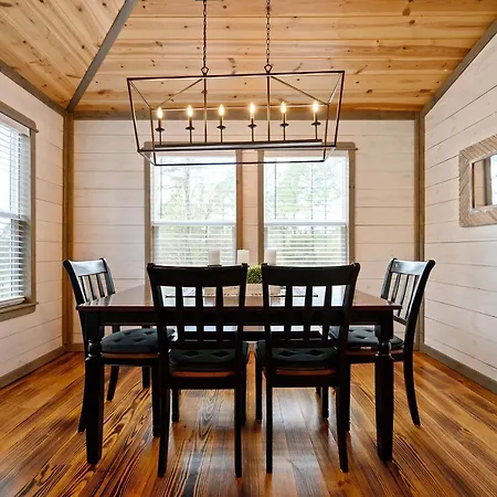 Convenient Romantic Hot Tub Bbq 3-Night Special! Broken Bow Exterior photo
