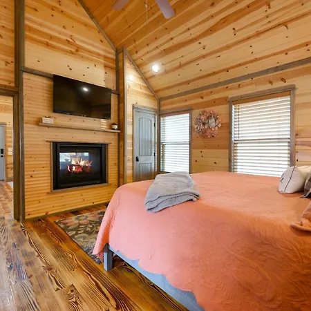 Convenient Romantic Hot Tub Bbq 3-Night Special! Broken Bow Exterior photo