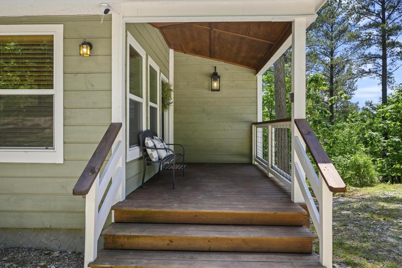 Convenient Romantic Hot Tub Bbq 3-night Special! Broken Bow